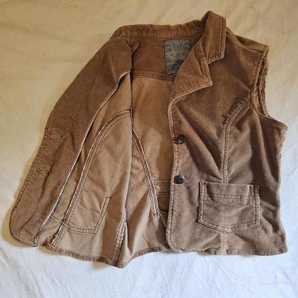 BB Dakota Button Up Vest With Front Pockets Brown/Tan Medium - Picture 2 of 3